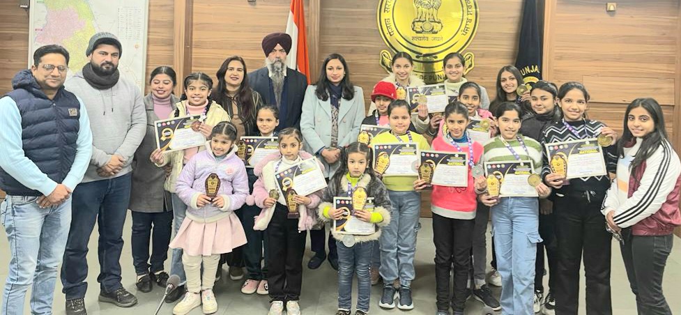 17 children of Hoshiarpur won medals in National Dance Sports Championship competitions.